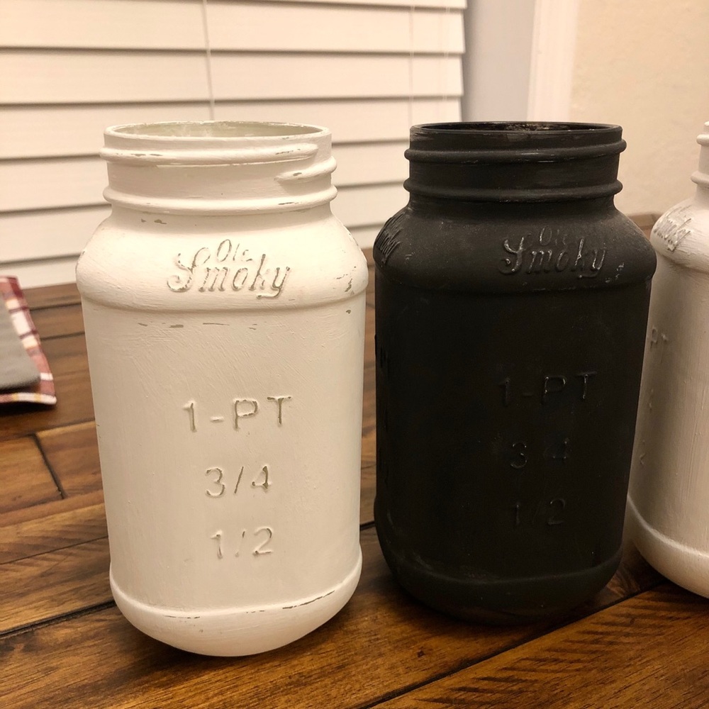 Painted Ole Smokey Moonshine Mason Jars - Picture 2 of 8